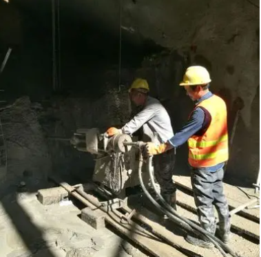 潜江经济开发区水下抗分散灌浆料特点 水下不分散注浆料介绍